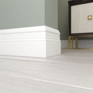 Плинтус 2м Декор ЕК Люкс L136/100/25    1016848